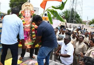 தடையை மீறி விநாயகர் சிலை ஊர்வலம் ஹிந்து முன்னணியினர் உட்பட 40 பேர் கைது