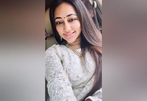 தர்ஷன் மனைவிக்கு ஆபாச 'கமென்ட்' விசாரணைக்கு மகளிர் ஆணையம் உத்தரவு
