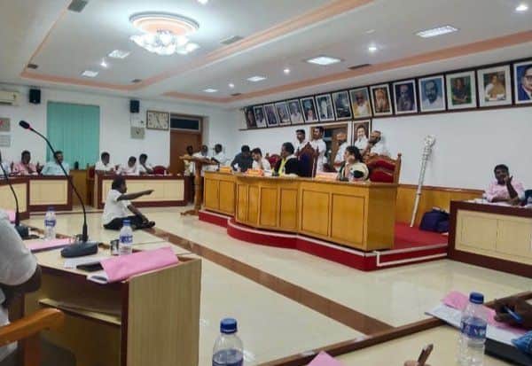 Latest Tamil News