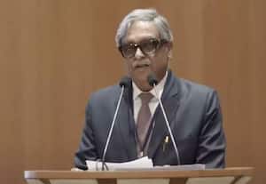 தெருநாய் வழக்கால் உலகம் முழுதும் பிரபலமானேன்: சுப்ரீம் கோர்ட் நீதிபதி பேச்சு