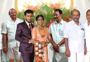 அ.தி.மு.க., நிர்வாகி இல்ல நிச்சயத்தார்த்த விழா