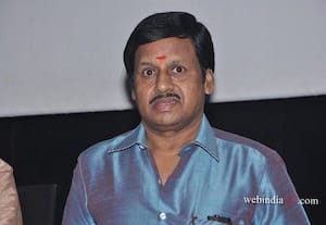 எம்.ஜி.ஆர்., ஜெயலலிதா புகழ் குறையக்கூடாது