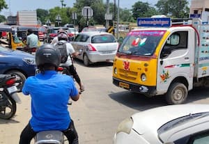 வீராணம் சாலை சந்திப்பில் சிக்னல் இல்லாததால் நெரிசல்