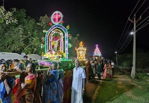 ஓரியூர் சர்ச் தேர்பவனி