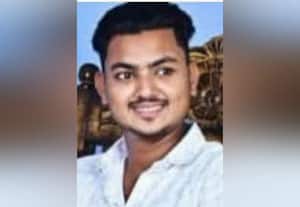 தன் காதலியுடன் பேசியதால் ஆத்திரம் வாலிபரை ரயிலில் தள்ளி கொன்றார் நண்பர்