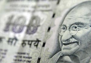 நம்மாழ்வார் விருதுக்கு ரூ.100 கட்டணம்; அரசு வசூலால் விவசாயிகள் அதிர்ச்சி