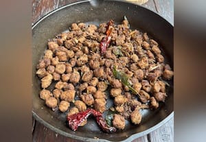  சிக்கன் வறுவல் சுவையை மிஞ்சும் சோயா மிளகு கறி