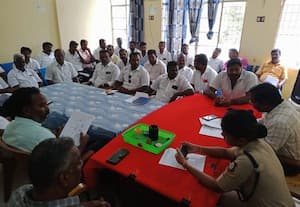 அனைத்து அரசியல் கட்சி கூட்டம்