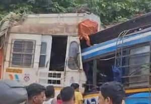 ஒடிசாவில் சோகம்: பஸ்சும், லாரியும் மோதிய விபத்தில் 2 பெண்கள் உட்பட 5 பேர் பலி