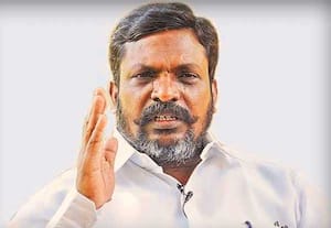  சிலந்தி வலைக்குள் சிக்கிக்கொண்டது யார்?