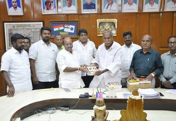 Latest Tamil News