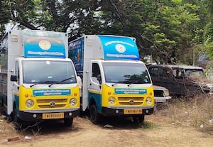 நடமாடும் கடல்மீன் உணவு விற்பனை வாகனங்கள்  சும்மாவே நிக்குது;   சுற்றுலாத் ஸ்தளங்களில் பயன்படுத்த வலியுறுத்தல்