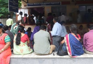 சார்- பதிவாளர் அலுவலக இணையதள சேவை துண்டிப்பு: பத்திர பதிவு பாதிப்பு