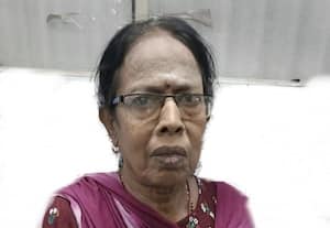 குழந்தையின் செயின் திருடிய ' பலே ' மூதாட்டி சிக்கினார்