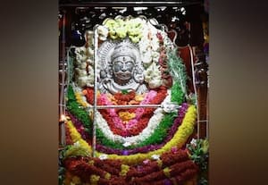 வெள்ளி கவசத்தில் அருள்பாலிக்கும் தாவணகெரே கல்லேஸ்வர்