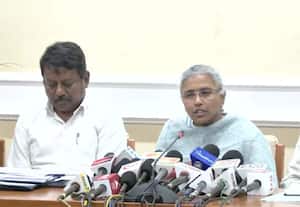 கரூர் துயரம்: போலீசாரின் அறிவுரைகளை தவெகவினர் ஏற்கவில்லை; அரசு அதிகாரிகள் பேட்டி