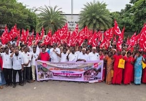 கடலுாரில் விவசாயிகள் சங்கம் ஆர்ப்பாட்டம்