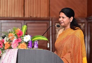 தன் பாதுகாப்பை மட்டும் பார்க்கும் தலைவர்; விஜய் மீது கனிமொழி பாய்ச்சல்