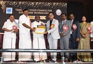 கவுரவ விரிவுரையாளர்கள் பணி நிரந்தரம் குறித்து ஆலோசித்து நடவடிக்கை: உயர் கல்வித்துறை அமைச்சர் தகவல்