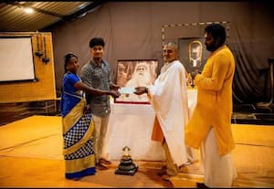 பழங்குடி கிராம மாணவர்களுக்கு கல்வி உதவித்தொகை வழங்கிய ஈஷா