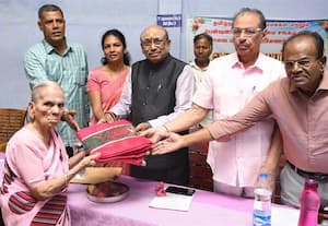 'முதியோரை கொண்டாட வேண்டும்'