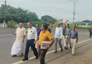 மேம்பாலம் அமைக்கும் பணிக்கு 13ம் தேதி அடிக்கல் நாட்டு விழா மத்திய அமைச்சர் நிதின்கட்கரி பங்கேற்கிறார்