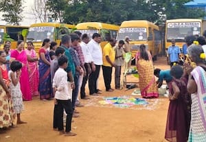 சரஸ்வதி பள்ளியில் நவராத்திரி விழா