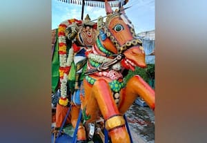 நவராத்திரி உற்ஸவம் அம்பு வீசிய பெருமாள்