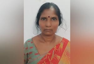 மதுபாட்டில்கள் பதுக்கிய பெண் கைது