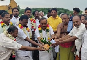 செம்மேடு கெடிலம் ஆற்றங்கரை பலப்படுத்தும் பணி துவங்கியது