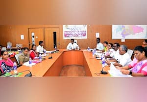 குழந்தைகள் பாதுகாப்பு மாதாந்திர ஆய்வு கூட்டம்