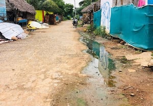 செய்யூரில் வடிகால்வாய் வசதி ஏற்படுத்த கோரிக்கை