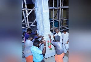 டிசம்பரில் மதுரை மீனாட்சி கோயில் கும்பாபிஷேகம்