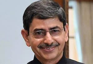   எதிர்த்து யாரும் போராடாத போது யாருடன் தமிழகம் போராடும்? 