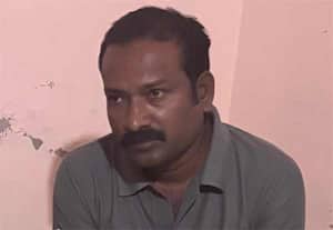 பரமக்குடியில் ரூ. 5 ஆயிரம் லஞ்சம் பெற்ற வி.ஏ.ஓ., கைது