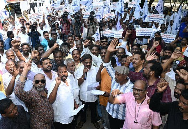 Latest Tamil News
