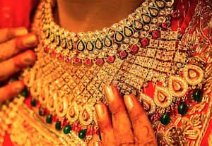 தங்கம் விலை சவரனுக்கு ரூ.800 உயர்வு; ஒரு சவரன் ரூ.90 ஆயிரத்தை கடந்து புதிய உச்சம்