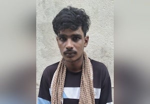 ஏ.டி.எம்.,மில் கொள்ளை முயற்சி; ஹோட்டல் ஊழியர் சிக்கினார்