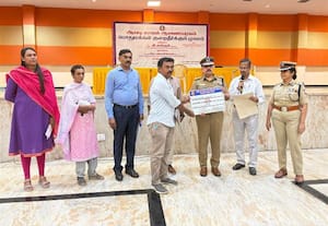 ரூ.9.47 கோடி உரியவர்களிடம் ஒப்படைப்பு