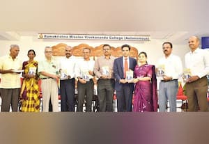 சினிமா பாடலில் வருவது போல் வாழ்க்கை 5 நிமிடத்தில் உயராது: டாக்டர் ராம்பிரசாத் அறிவுரை டாக்டர் ராம்பிரசாத் அறிவுரை