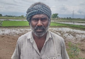 நான்கு வழிச்சாலையால் குறைந்தது நீர்பிடிப்பு அளவு;  சங்கடத்தில் முதுகுடி கண்மாய் விவசாயிகள்