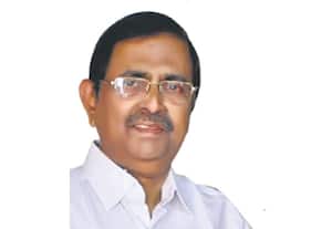 ‛தினமலர்' நாளிதழ் ‛பவள விழா' காண்பதை எனது ‛குடும்ப விழா' போல் உணர்கிறேன்