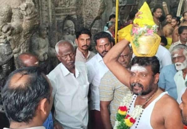 திருப்பரங்குன்றத்தில் மலை மேல் குமாரருக்கு வேல் எடுக்கும் விழா; பால்குடம் எடுத்துச்செல்ல போலீஸ் தடை
