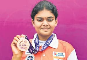 வரலாறு படைத்தார் ஜோதி * உலக கோப்பை வில்வித்தையில்...