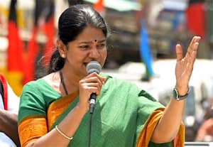  தென் மாவட்ட வேட்பாளர் தேர்வு கனிமொழியிடம் ஒப்படைப்பு