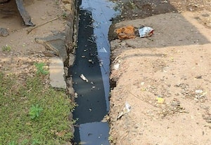 வடக்கு தெருவில் தேங்கும் கழிவுநீர்