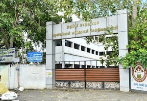 மழை உணர்த்தும் அருகாமைப்பள்ளியின் அவசியம்