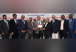  நீதி பரிபாலனத்தின் அடித்தளம் வழக்கறிஞர்கள் மணிப்பூர் தலைமை நீதிபதி சுந்தர் பெருமிதம்