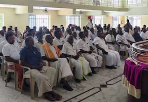 தேவர் குருபூஜை விழாவிற்கு திறந்தவெளி வாகனங்களில் வருவதற்கு அனுமதியில்லை டி.எஸ்.பி., எச்சரிக்கை