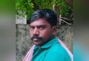 கீழே கிடந்த பணத்தை ஒப்படைத்த துாய்மை பணியாளருக்கு பாராட்டு